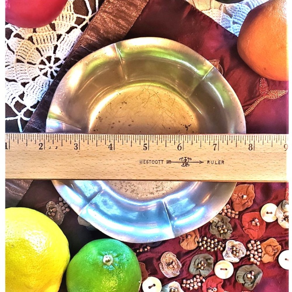 Vintage Pewter Candy/Nut Dish - Picture 5 of 9